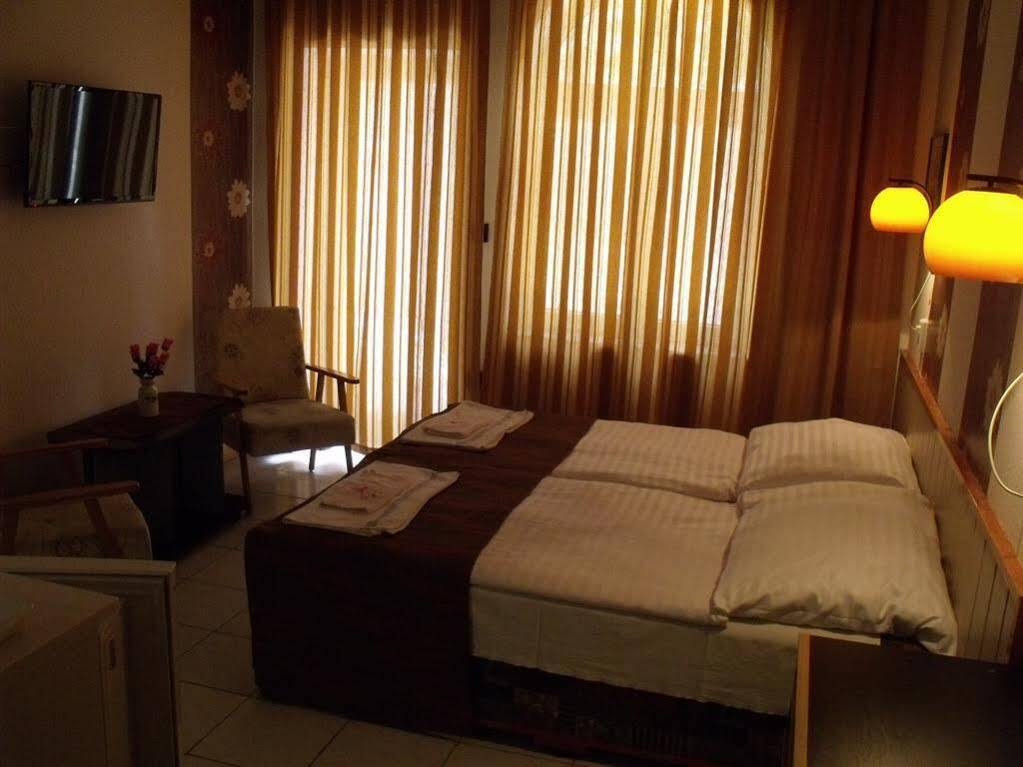Korona Panzio Bed & Breakfast Balatonfüred Eksteriør bilde
